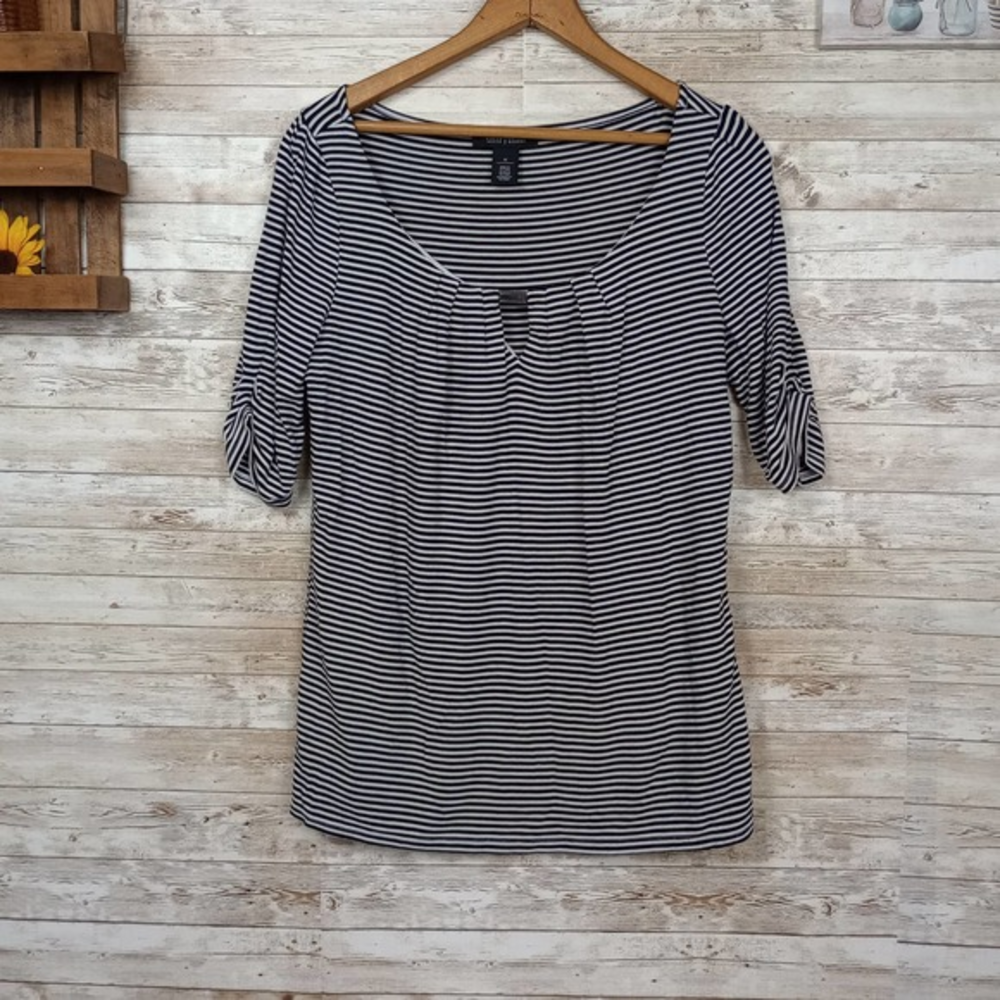 White House Black Market Quarter Sleeve Top Black White‎ Striped Size Medium
